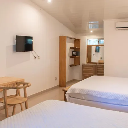 Refugio Lodge